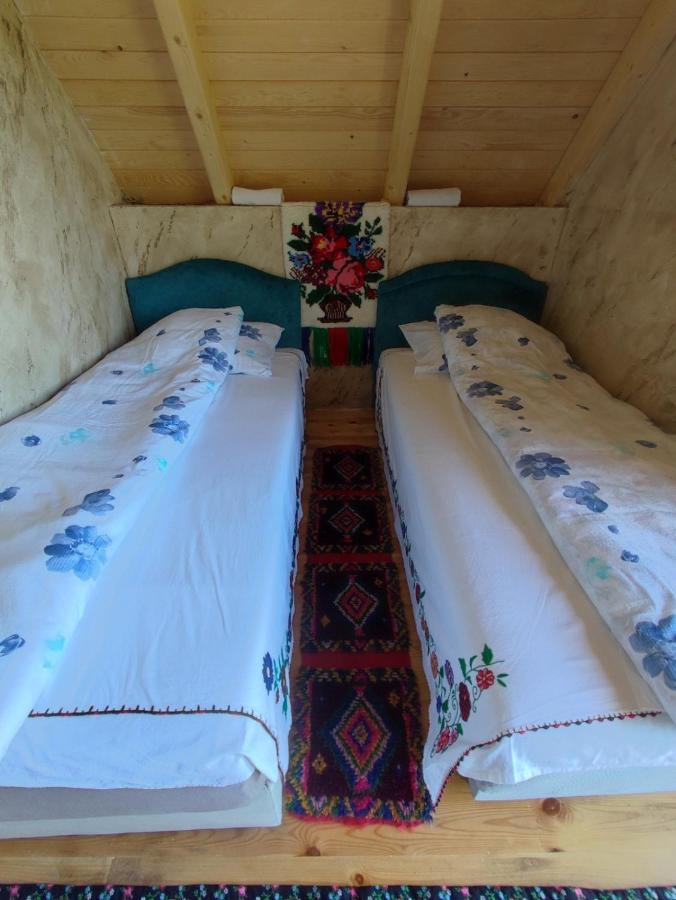 Mara- Komovi *